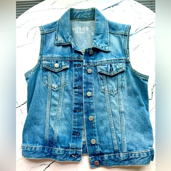GAP Jackets & Blazers - Gap Jean 1969 Denim Vest Size Small